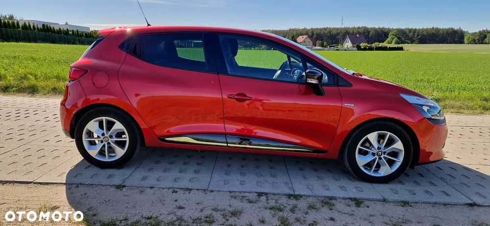 Renault Clio TCe 90 Limited - 9