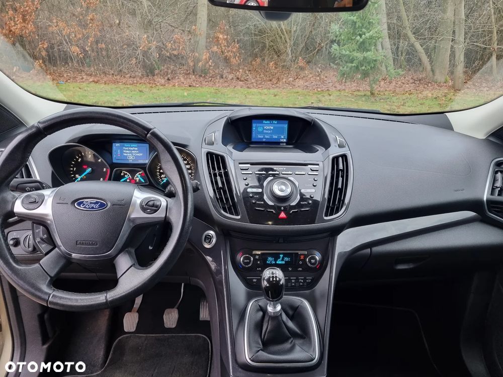 Ford Kuga 2.0 TDCi Titanium - 24