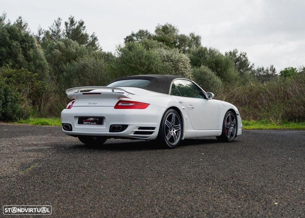 Porsche 911 (997) Turbo Cabriolet - 12