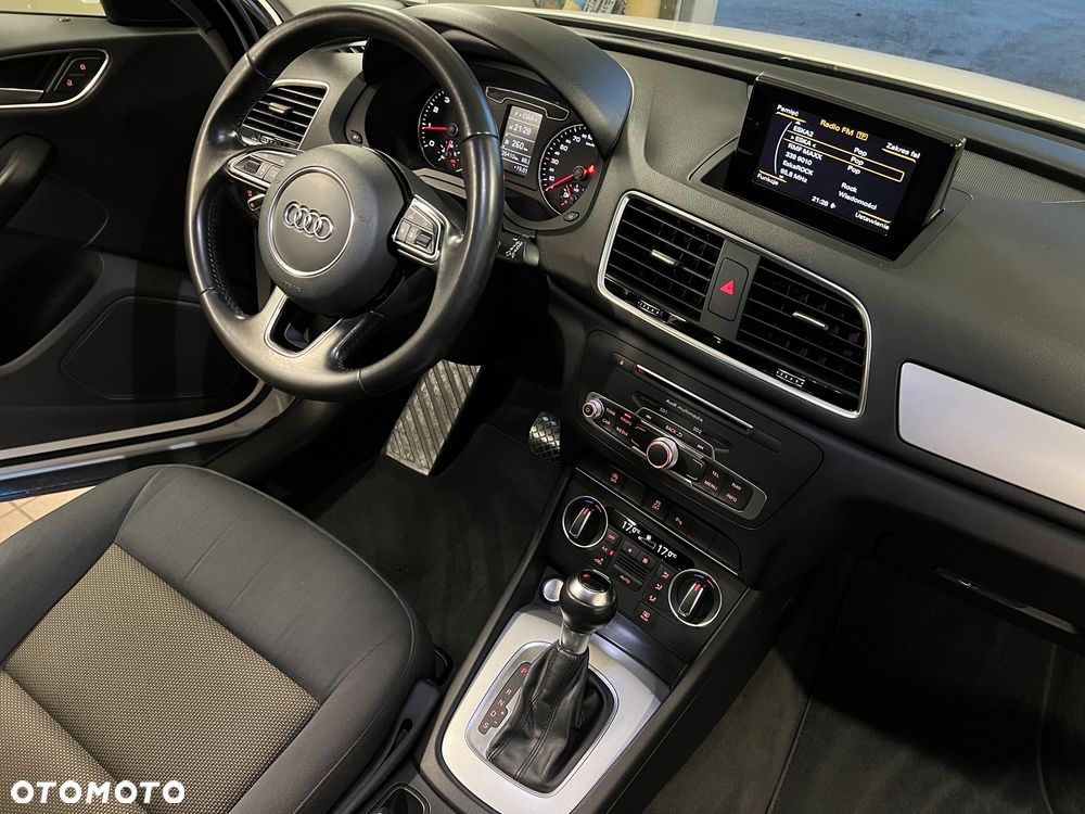 Audi Q3 1.4 TFSI S tronic - 26