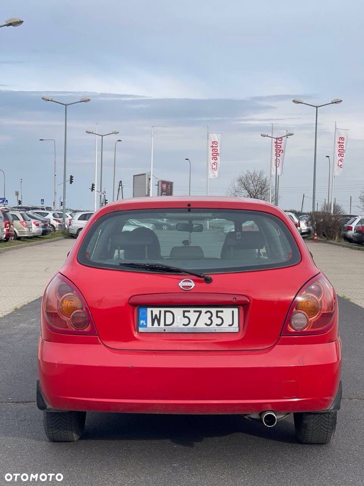 Nissan Almera - 5