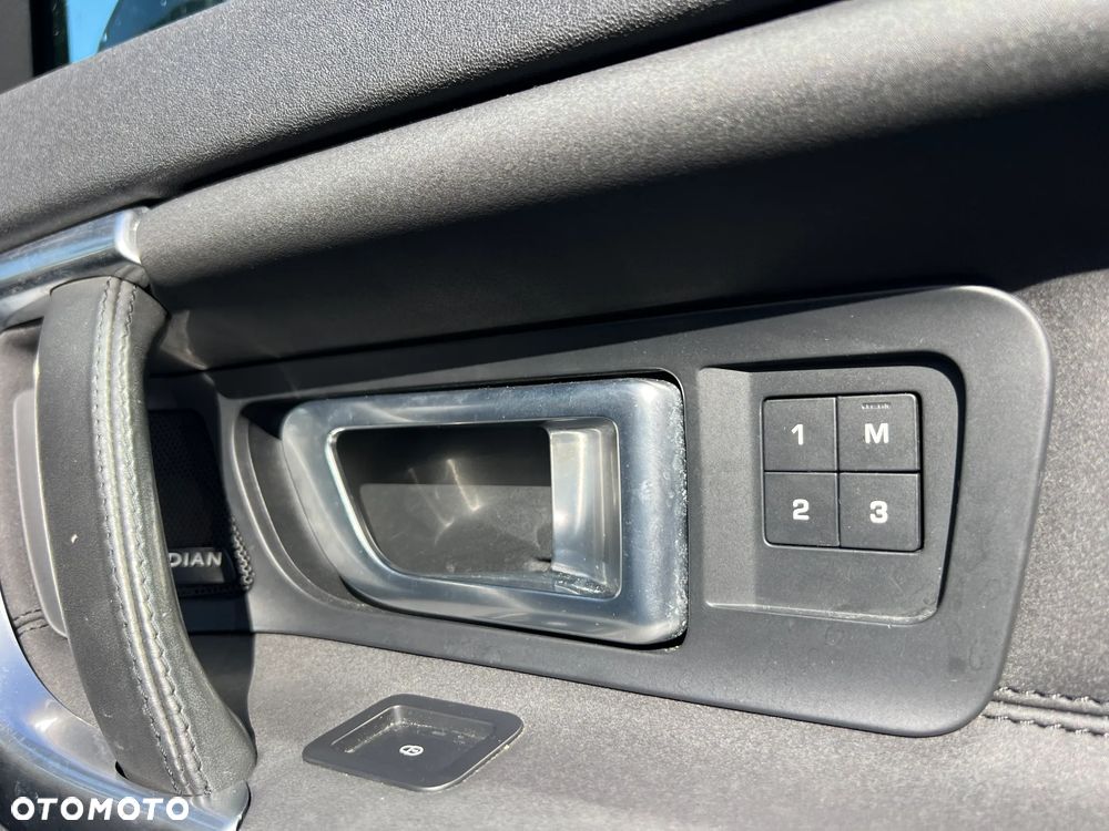 Land Rover Discovery Sport 2.0 Si4 HSE - 17