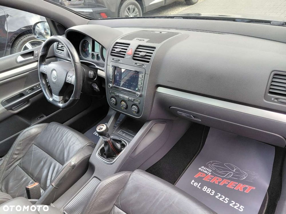 Volkswagen Golf - 14