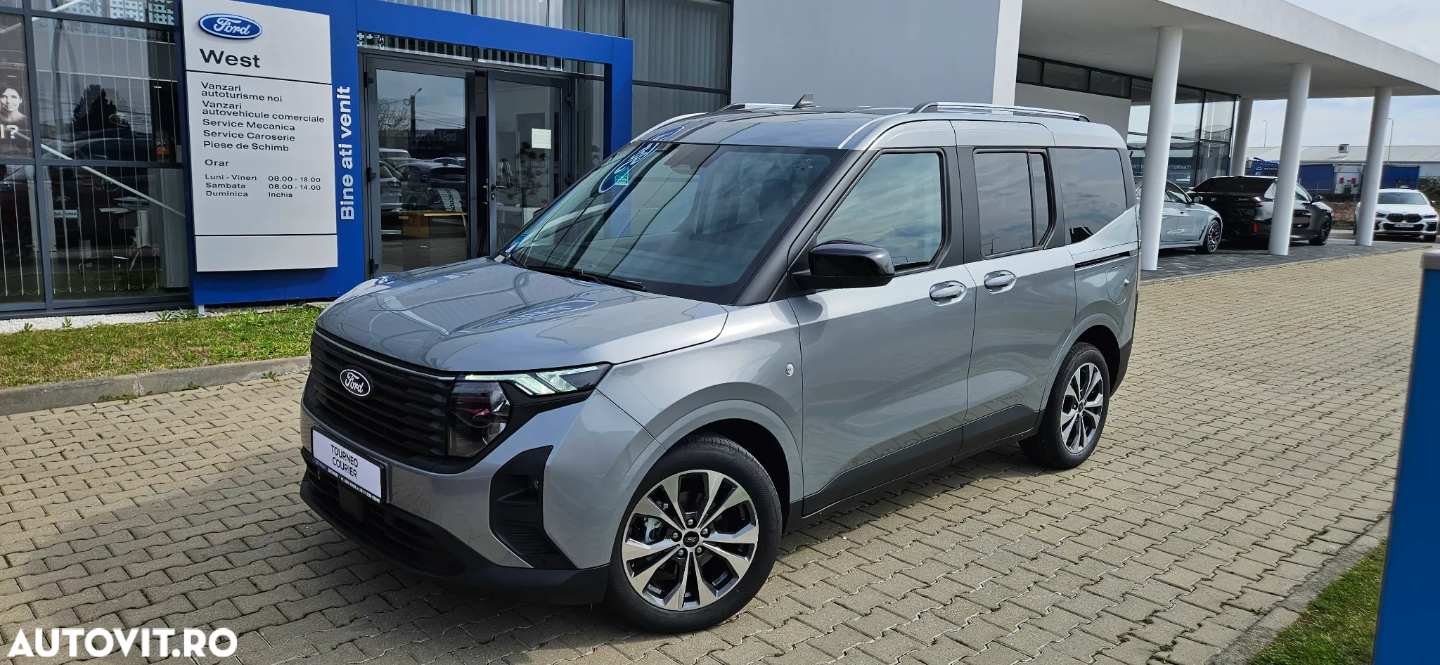 Ford Tourneo Courier 1.0 EcoBoost Titanium - 4