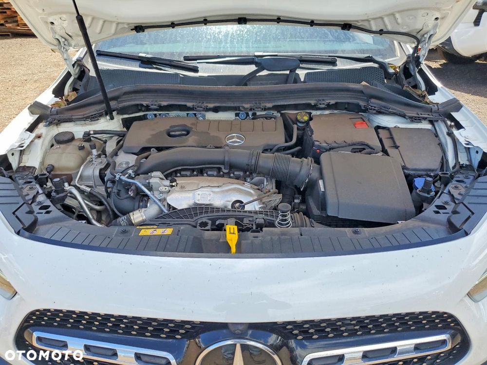 Mercedes-Benz GLA 250 AMG Line - 12