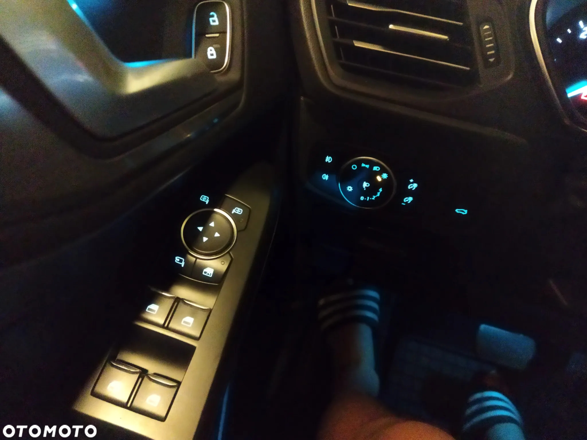 Ford Focus 2.0 EcoBlue Titanium X - 38