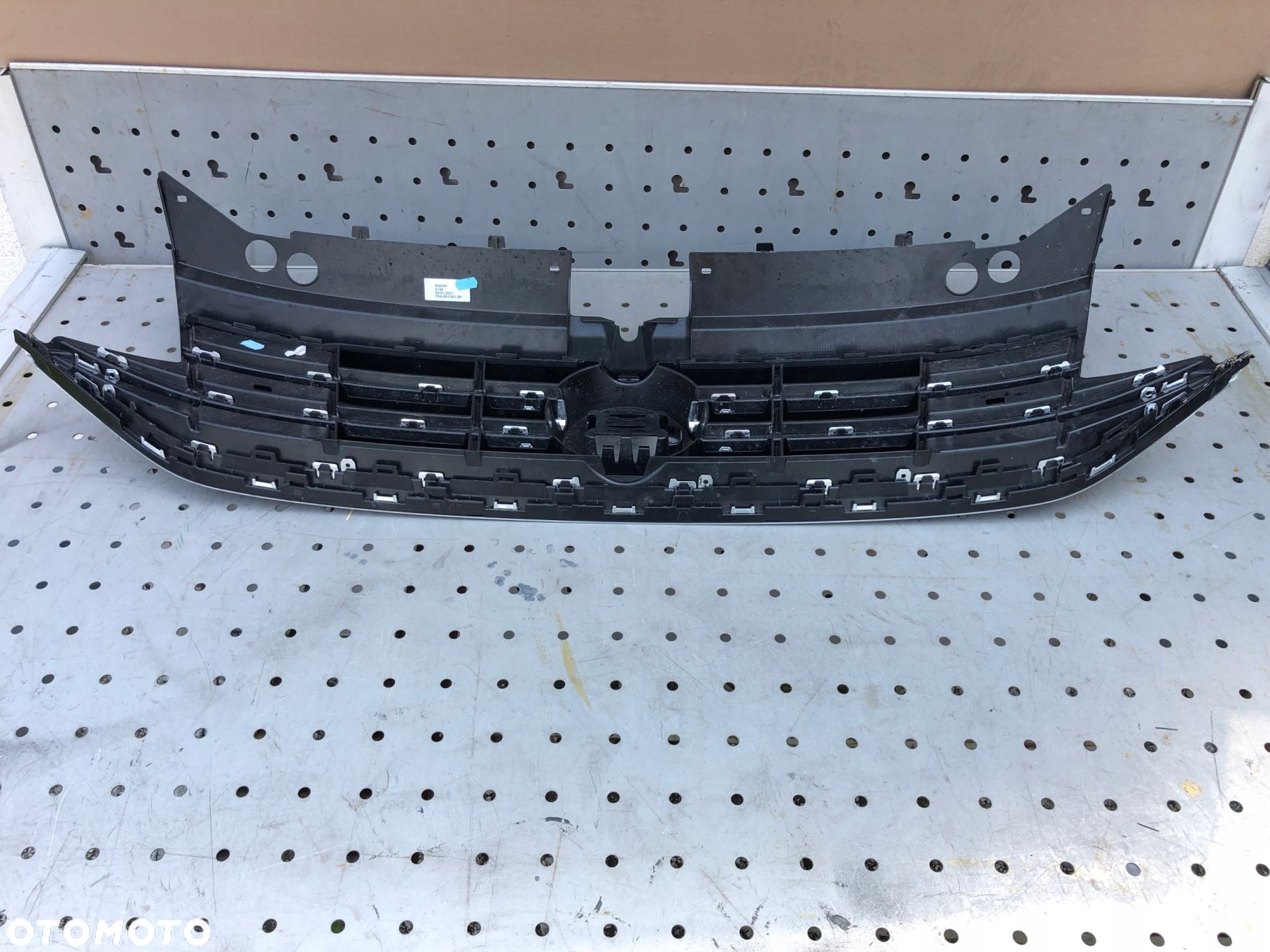 VW Tiguan III ATRAPA 5NA853651BF 2021r - 4