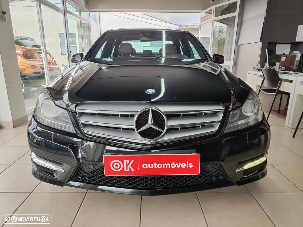 Mercedes-Benz C 220 CDI DPF BlueEFFICIENCY 7G-TRONIC Avantgarde Edition - 4