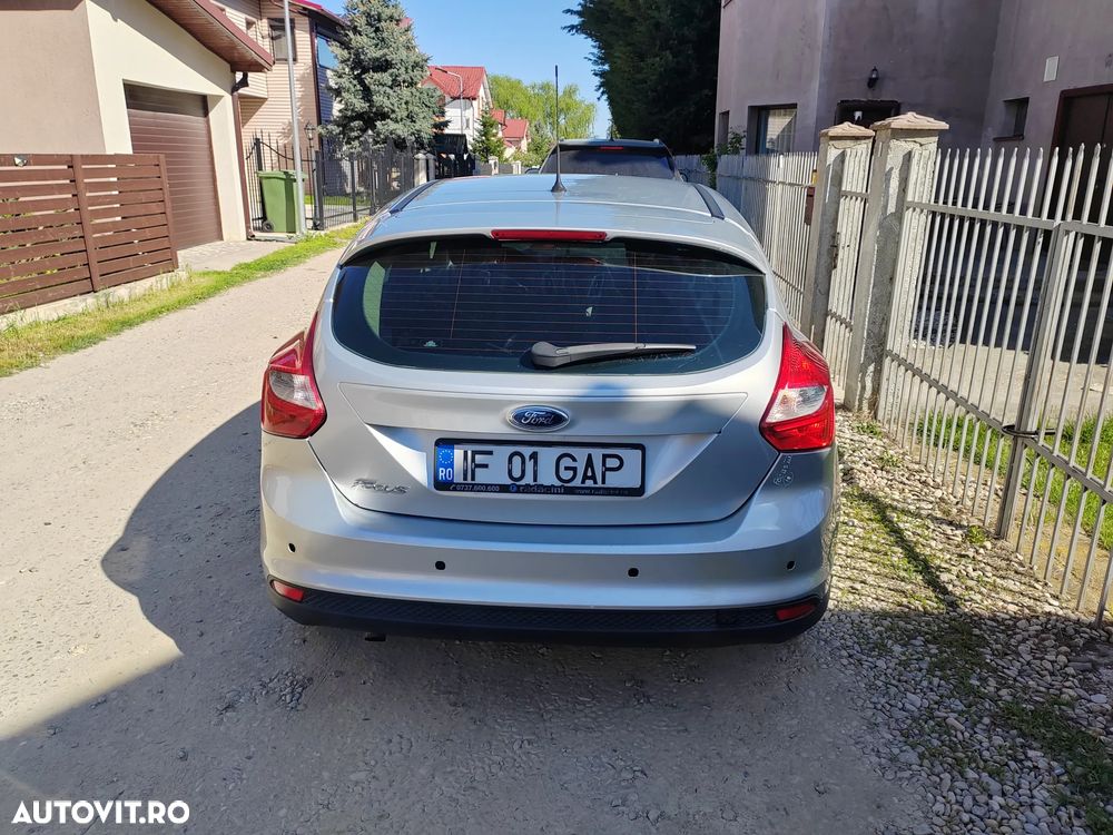 Ford Focus 1.6 TDCI DPF Trend - 9