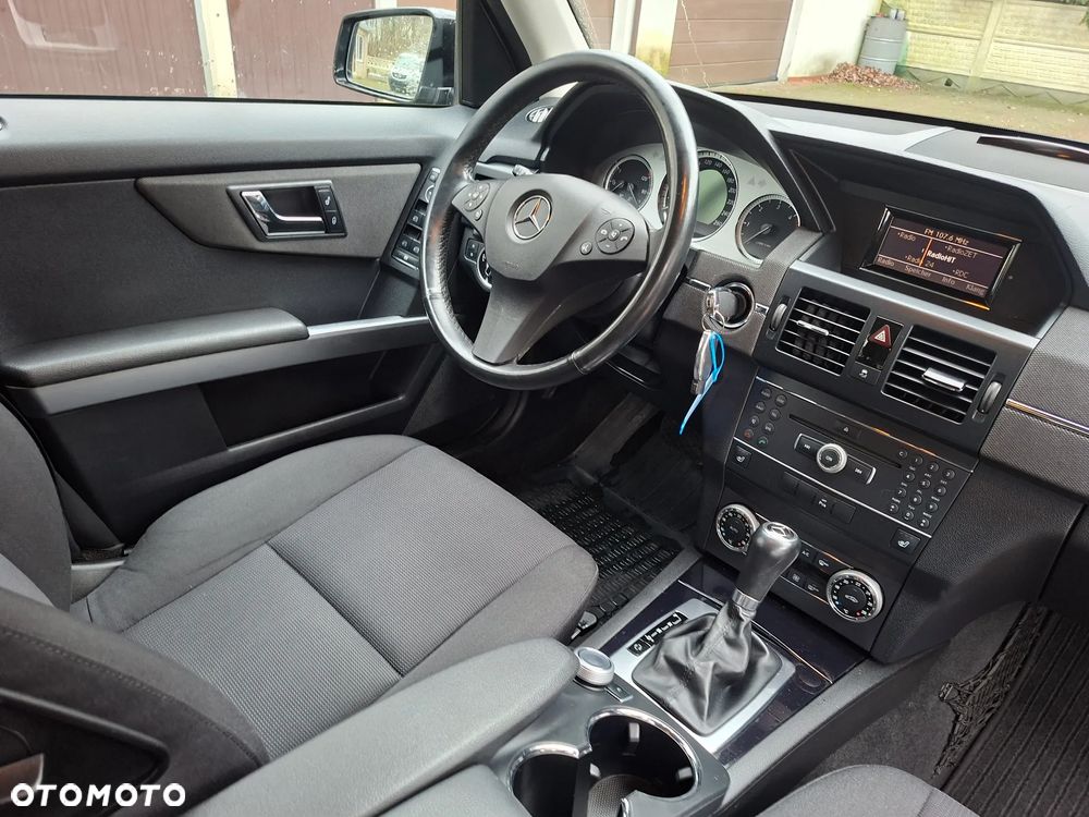 Mercedes-Benz GLK 220 CDI DPF 4Matic BlueEFFICIENCY 7G-TRONIC - 13