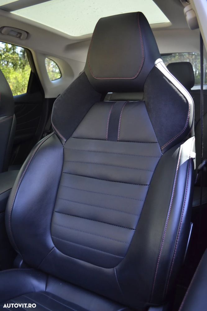 MG EHS 1.5T-GDI PHEV Luxury - 36