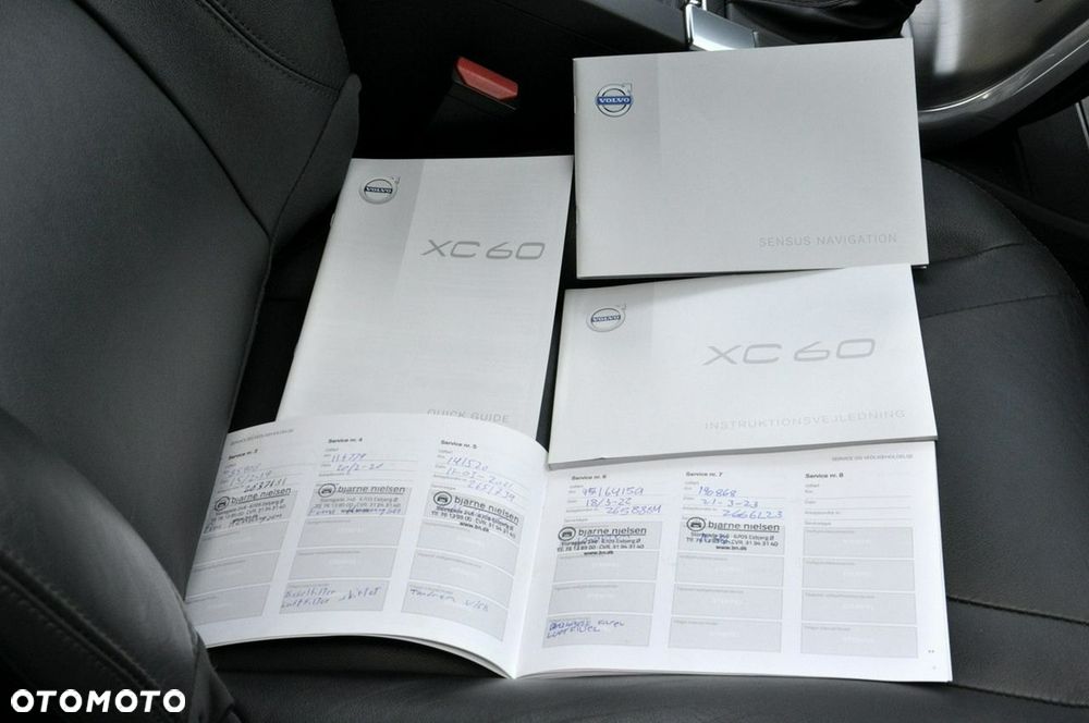 Volvo XC 60 D4 Momentum Pro - 20