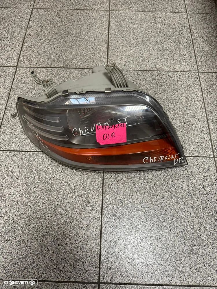 Farol chevorlet Kalos - 1