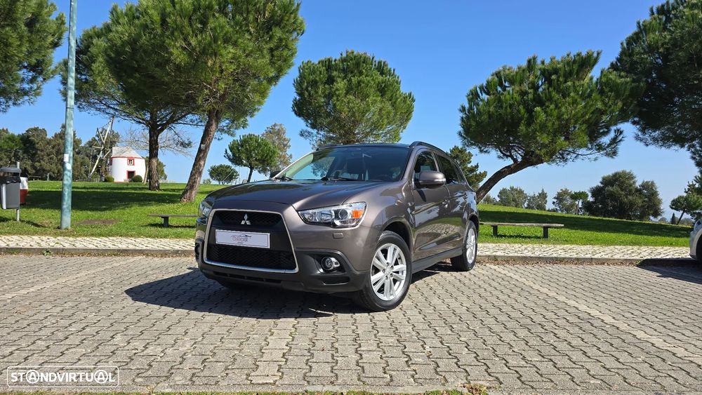 Mitsubishi ASX 1.8 DI-D Instyle - 1