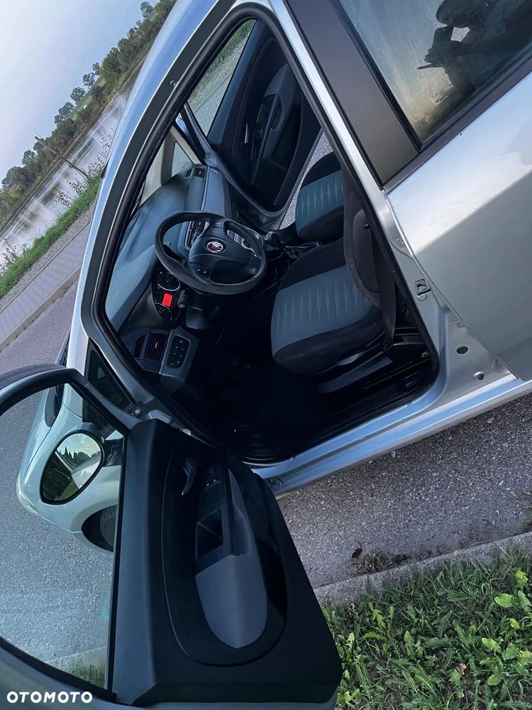 Fiat Grande Punto - 8