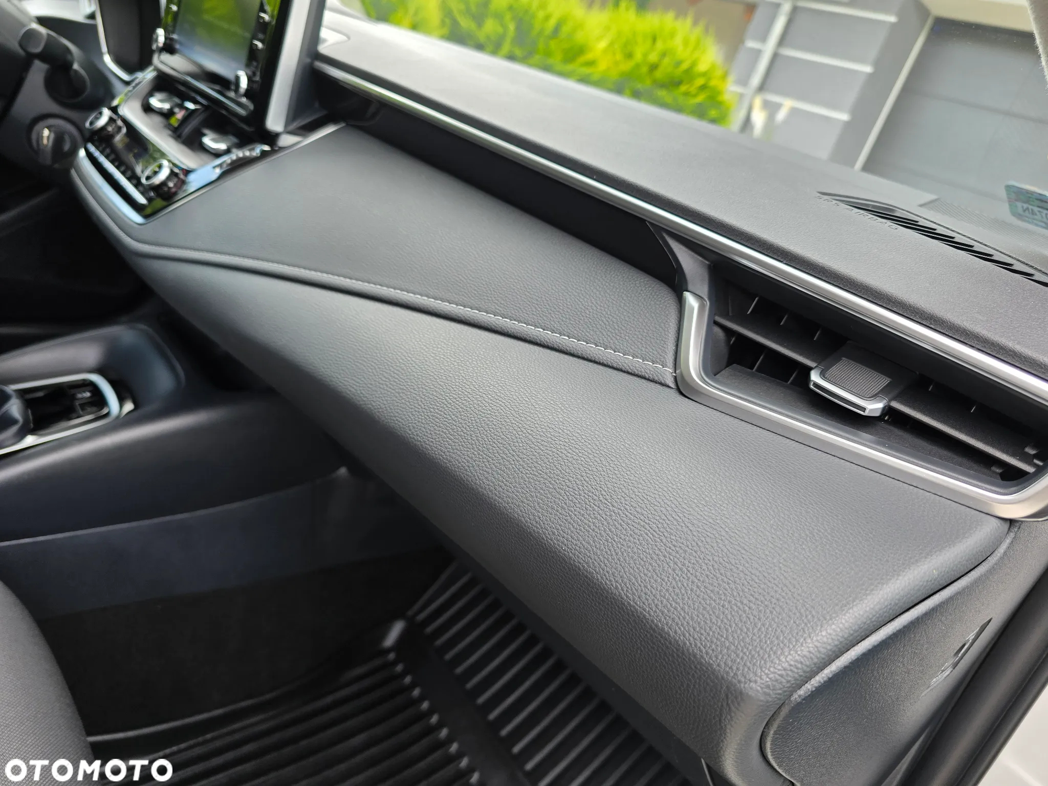 Toyota Corolla 1.6 Comfort - 24