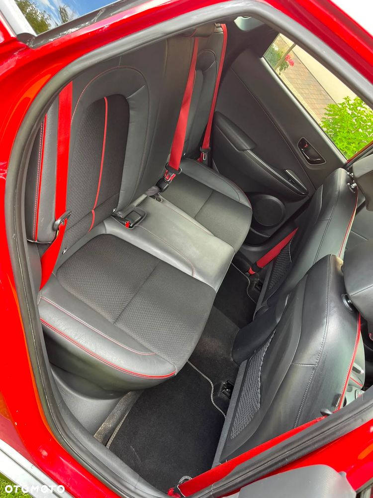 Hyundai Kona 1.6 CRDi DCT Premium - 32
