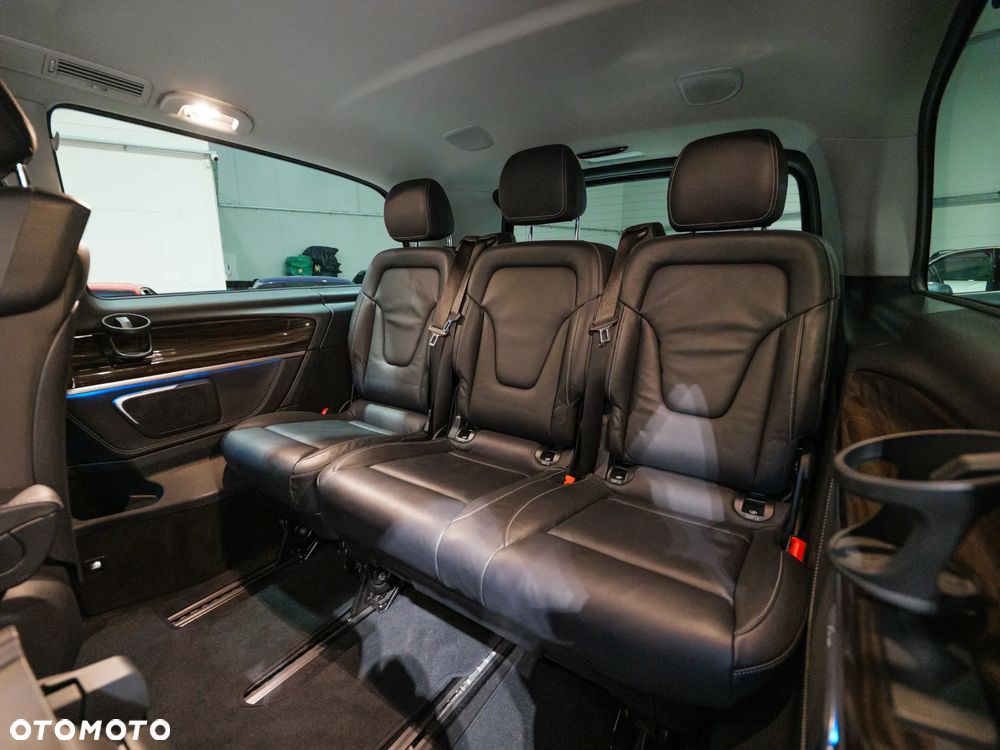 Mercedes-Benz Klasa V 300 d Avantgarde 9G-Tronic (ekstra d³) - 21