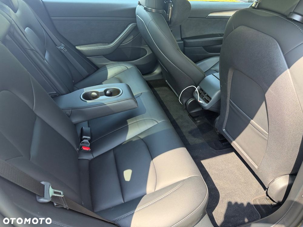 Tesla Model 3 RWD - 7