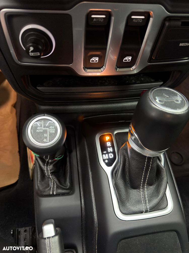 Jeep Wrangler 2.2 CRDi AWD Automatik Sky One-Touch Sahara - 16