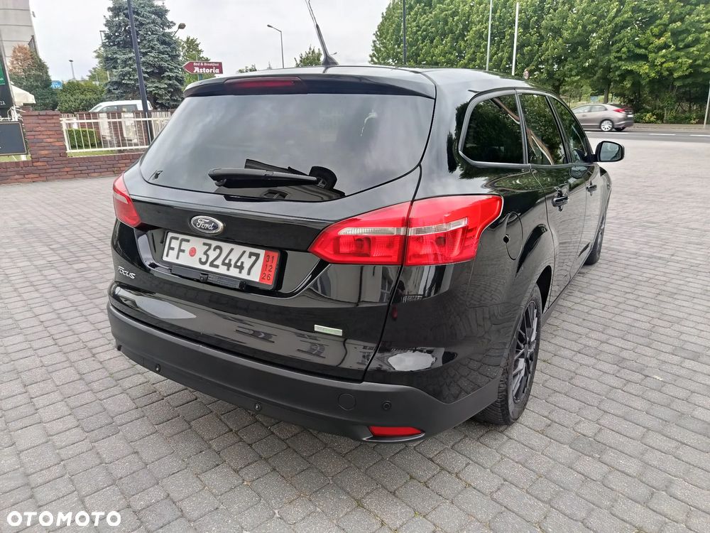 Ford Focus 1.0 EcoBoost Trend - 10
