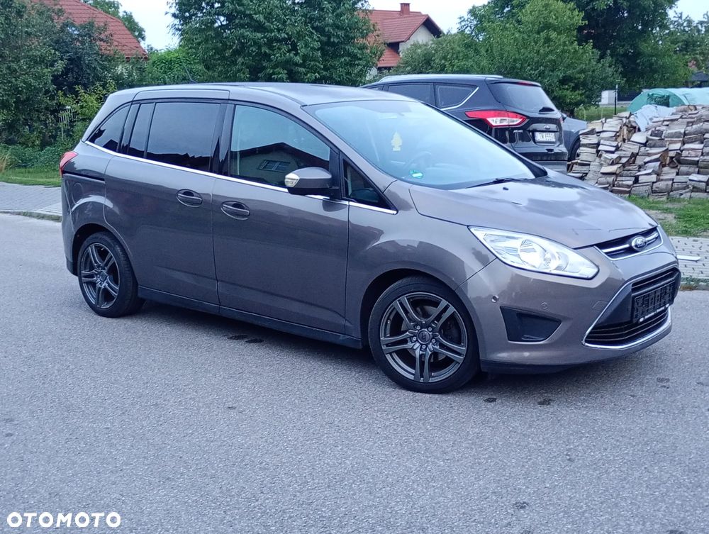 Ford Grand C-MAX - 8
