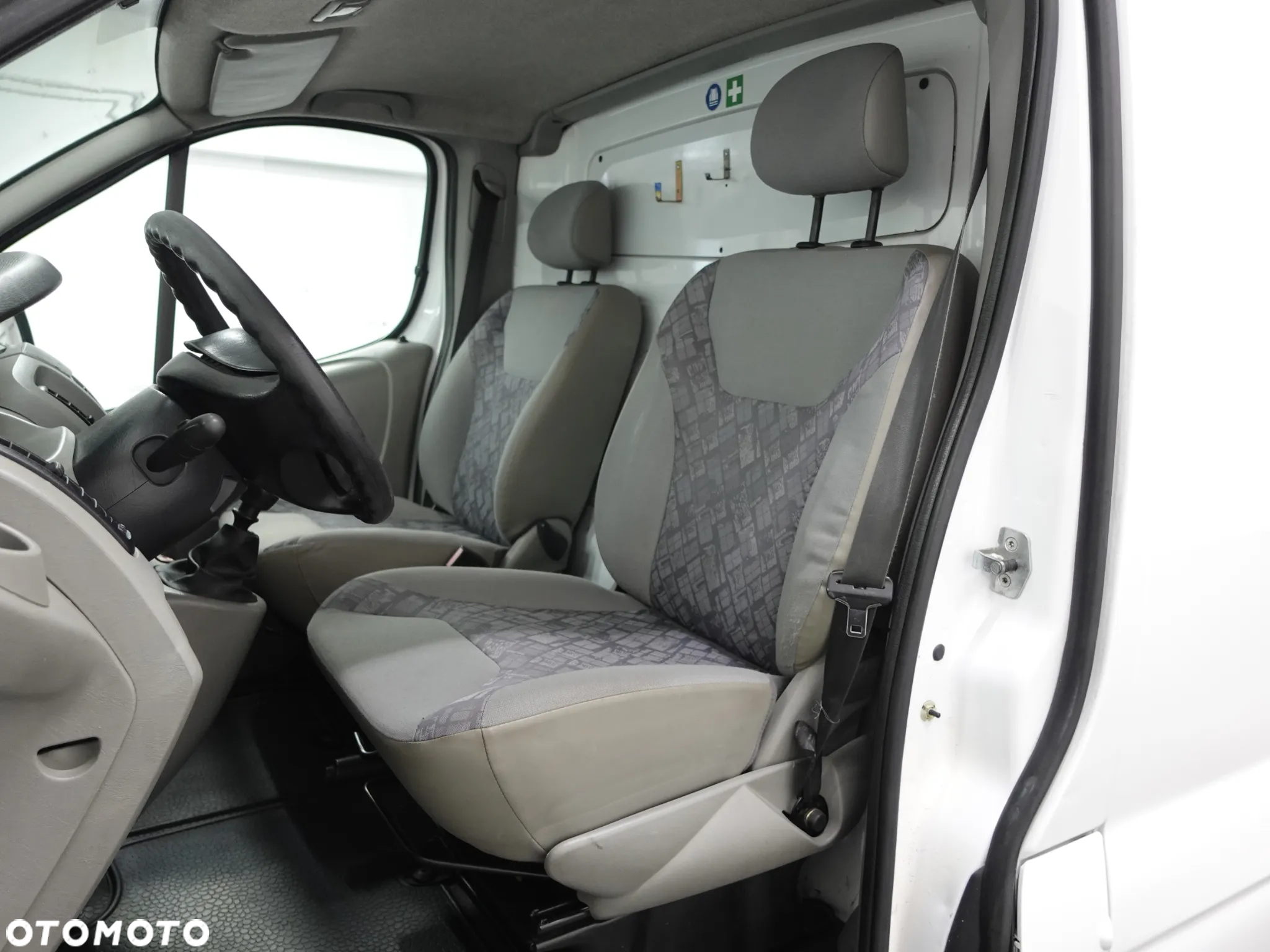 Opel Vivaro - 23