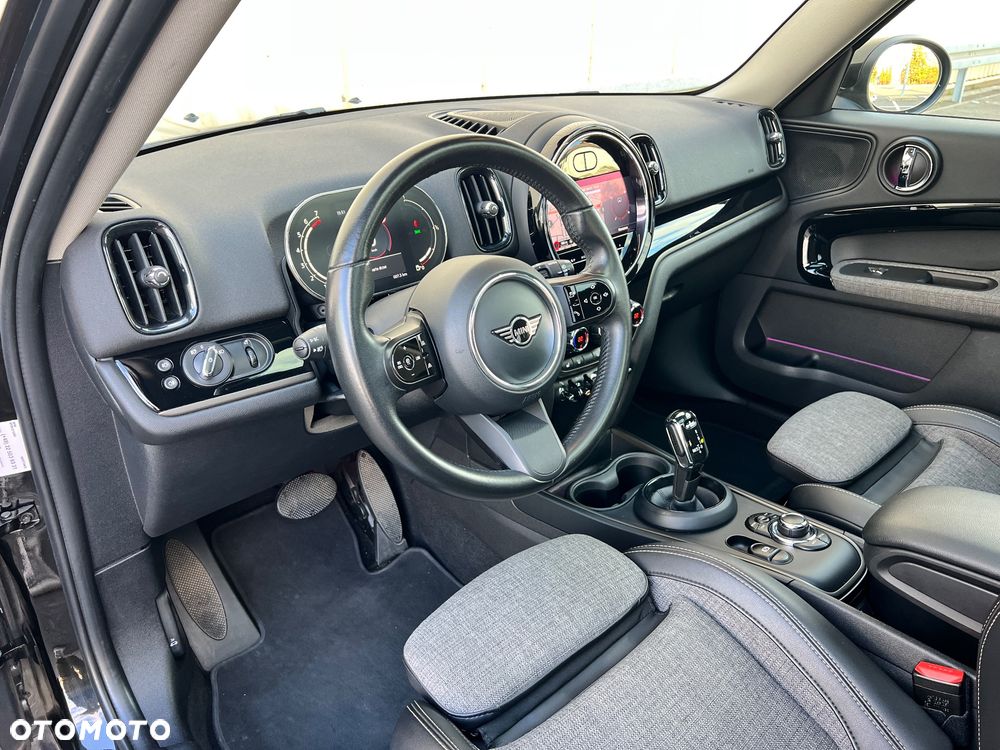 MINI Countryman Cooper Shadow Edition - 13