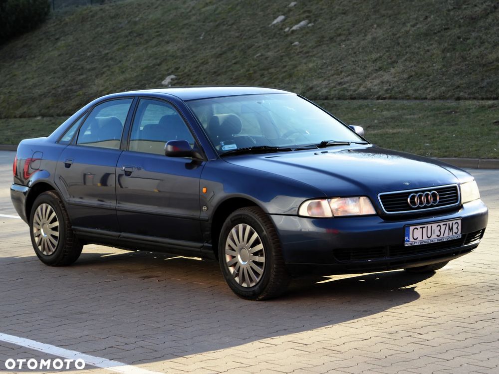 Audi A4 Limousine - 3