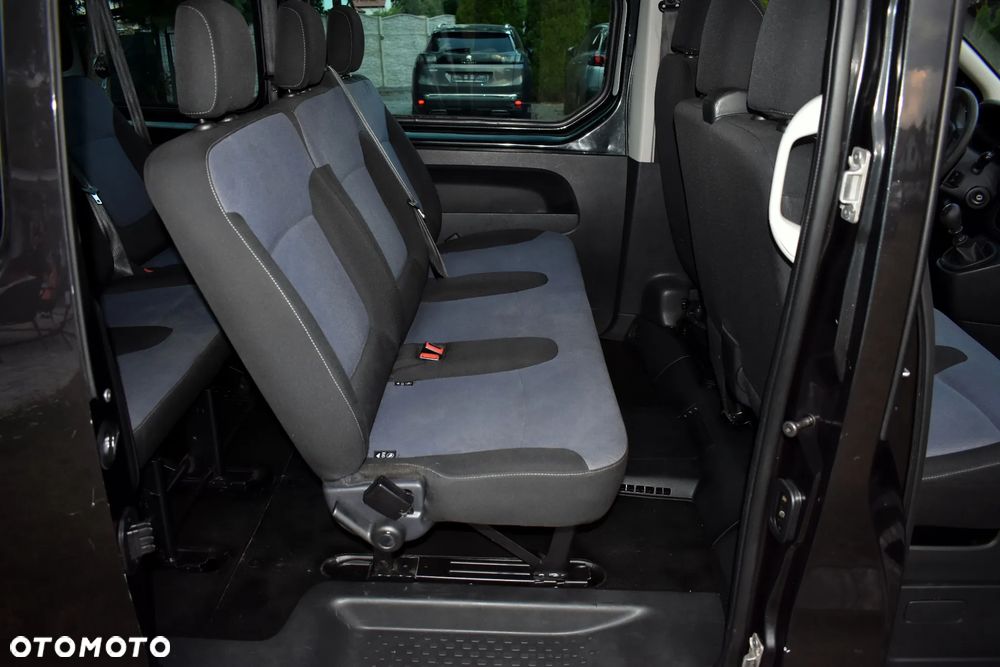 Opel Vivaro - 31