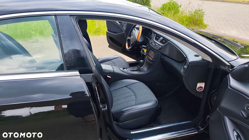 Mercedes-Benz CLS 320 CDI - 23