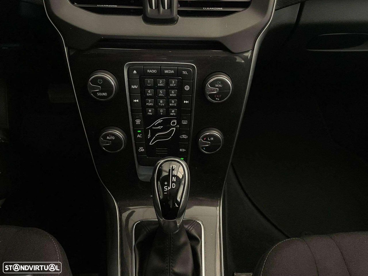 Volvo V40 - 15
