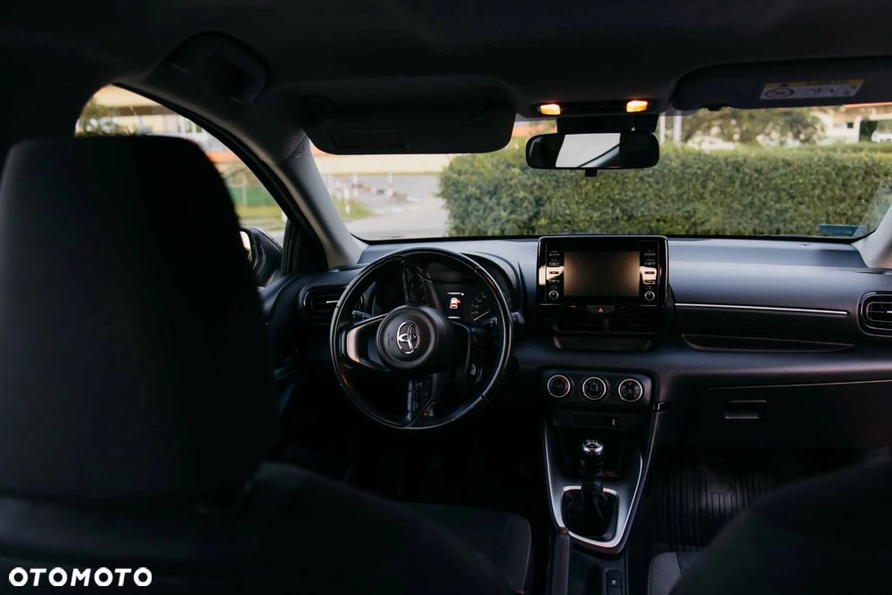 Toyota Yaris 1.5 Comfort - 18