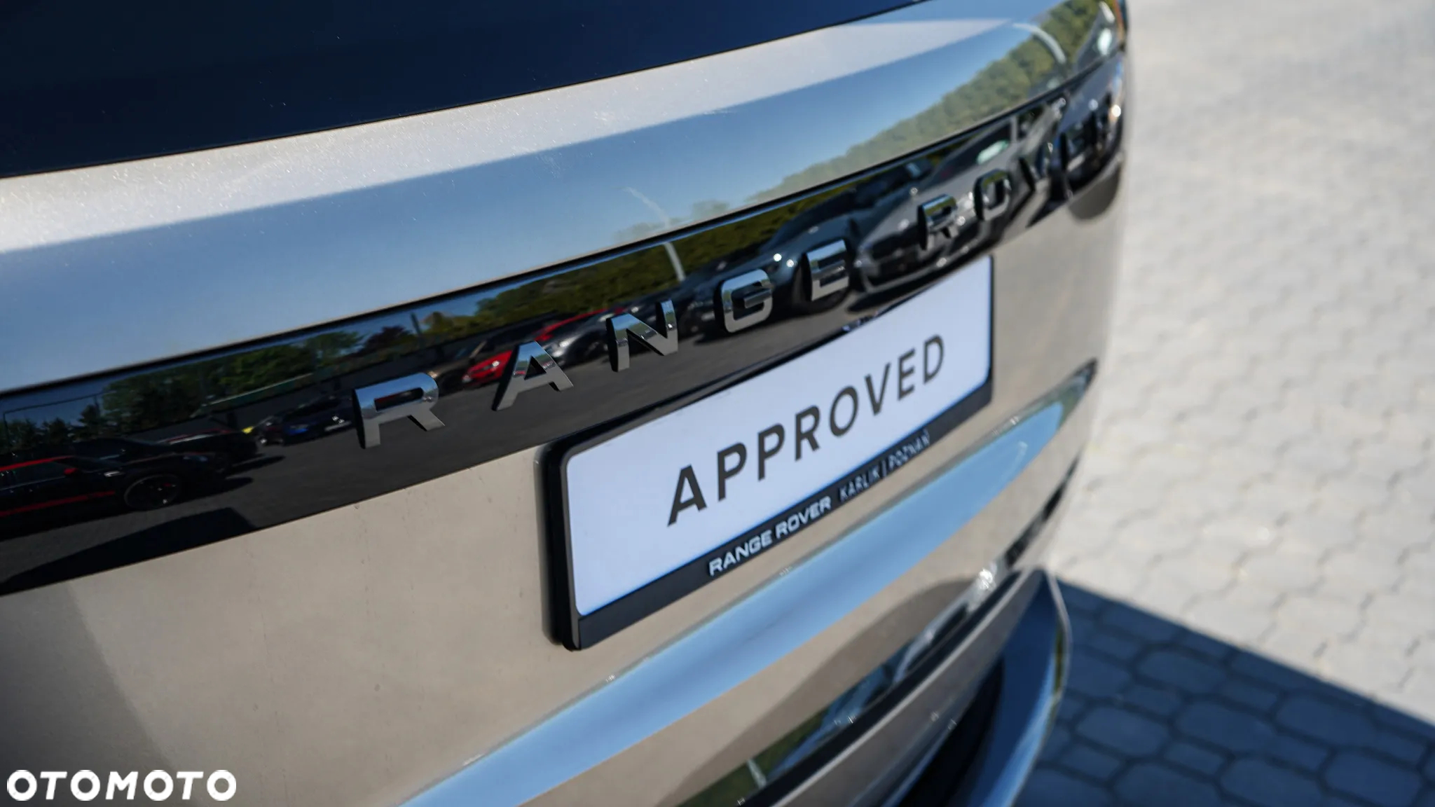 Land Rover Range Rover P460e Hybrid Autobiography - 6