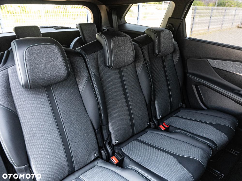 Peugeot 5008 BlueHDi 130 EAT8 Allure Pack - 25