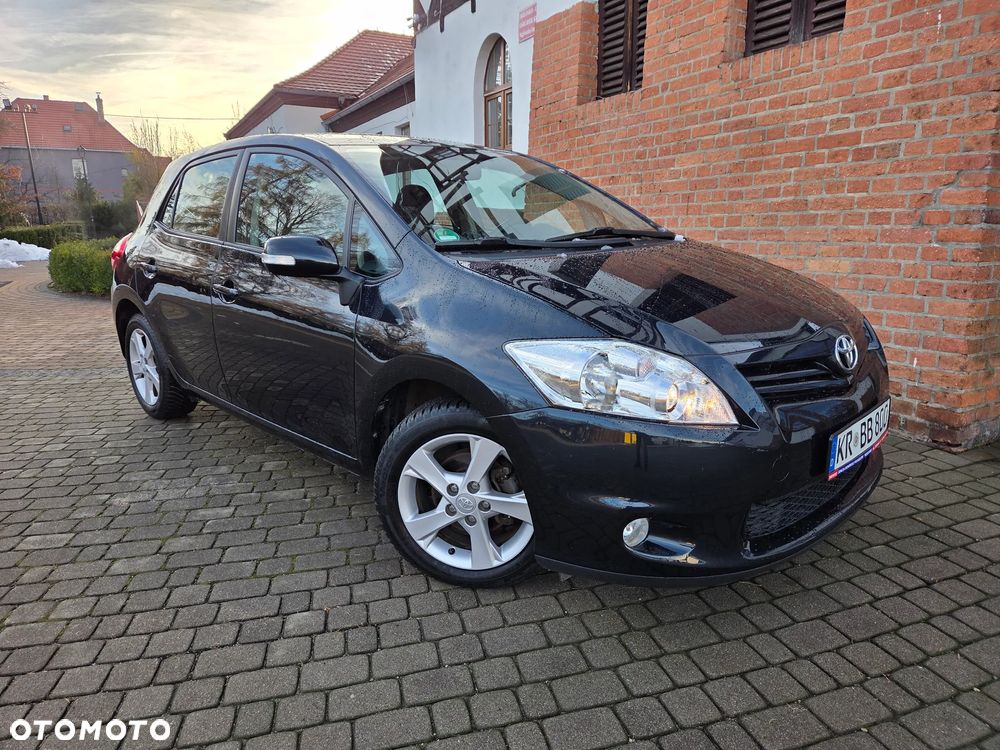 Toyota Auris 1.33 VVT-i - 5