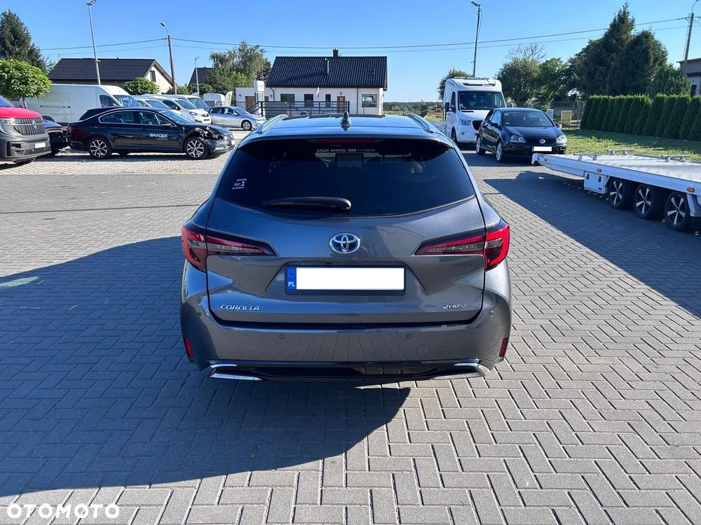Toyota Corolla 1.8 Hybrid Executive - 3