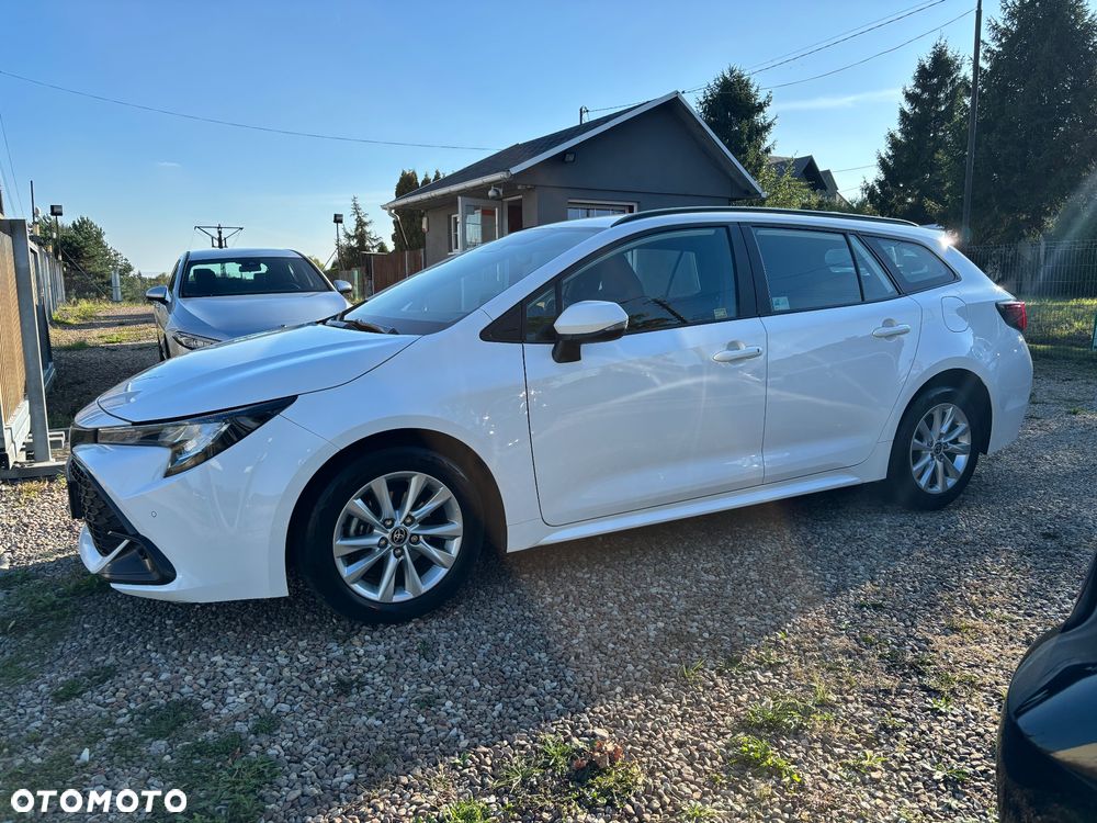 Toyota Corolla - 4