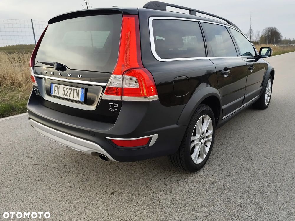 Volvo XC 70 T5 AWD Summum - 11