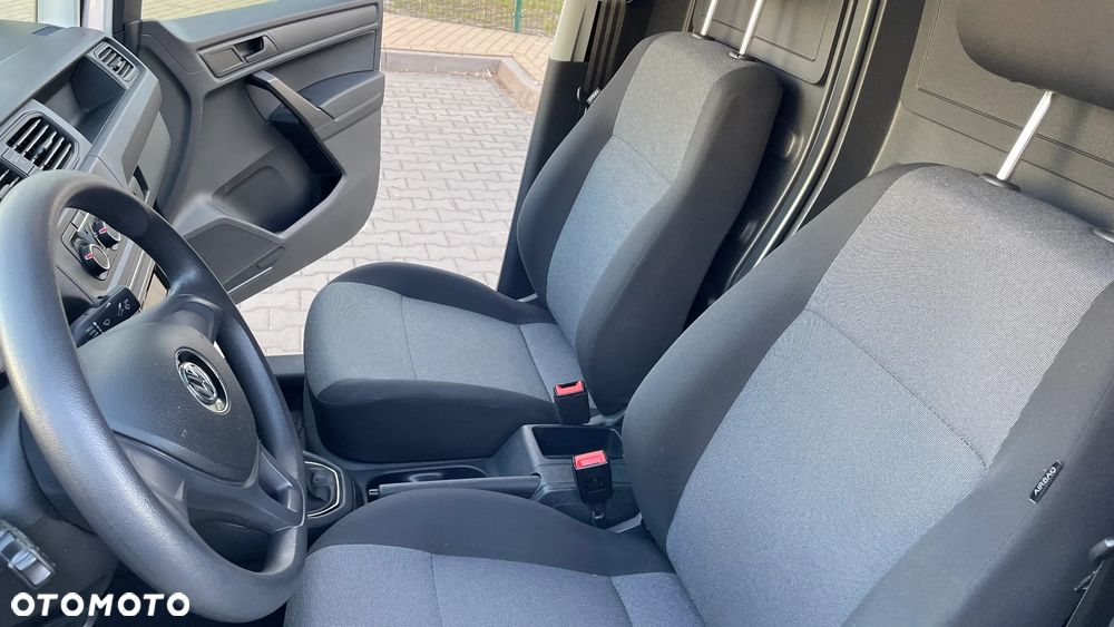 Volkswagen Caddy - 9