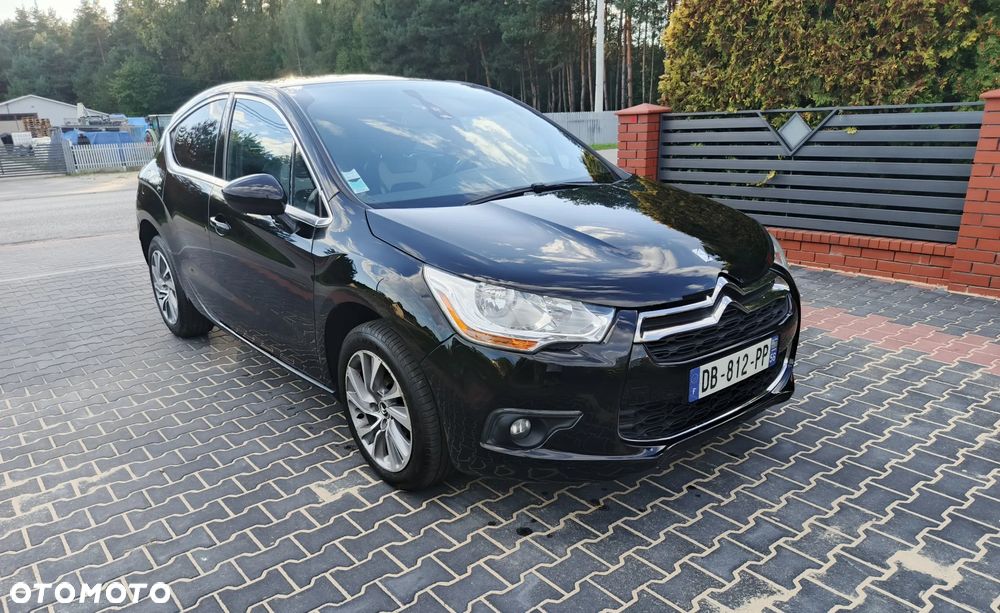 Citroën DS4 e-HDi 115 Chic - 18