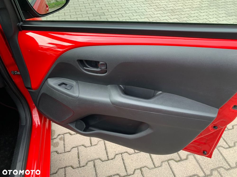 Toyota Aygo x-play Eco - 15