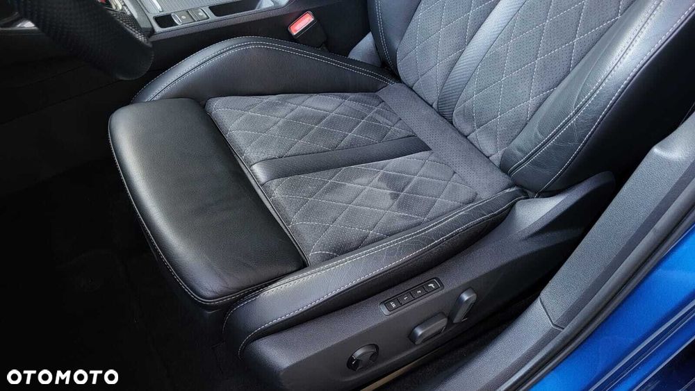 Skoda Octavia 2.0 TDI RS DSG - 10