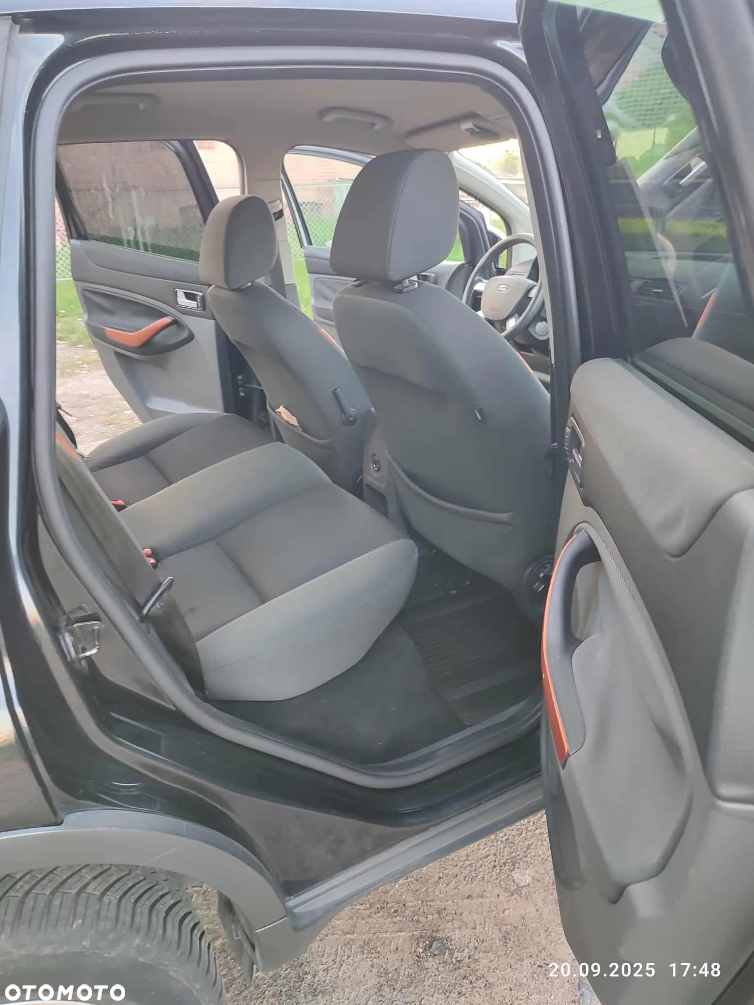 Ford Kuga 2.0 TDCi Trend - 13