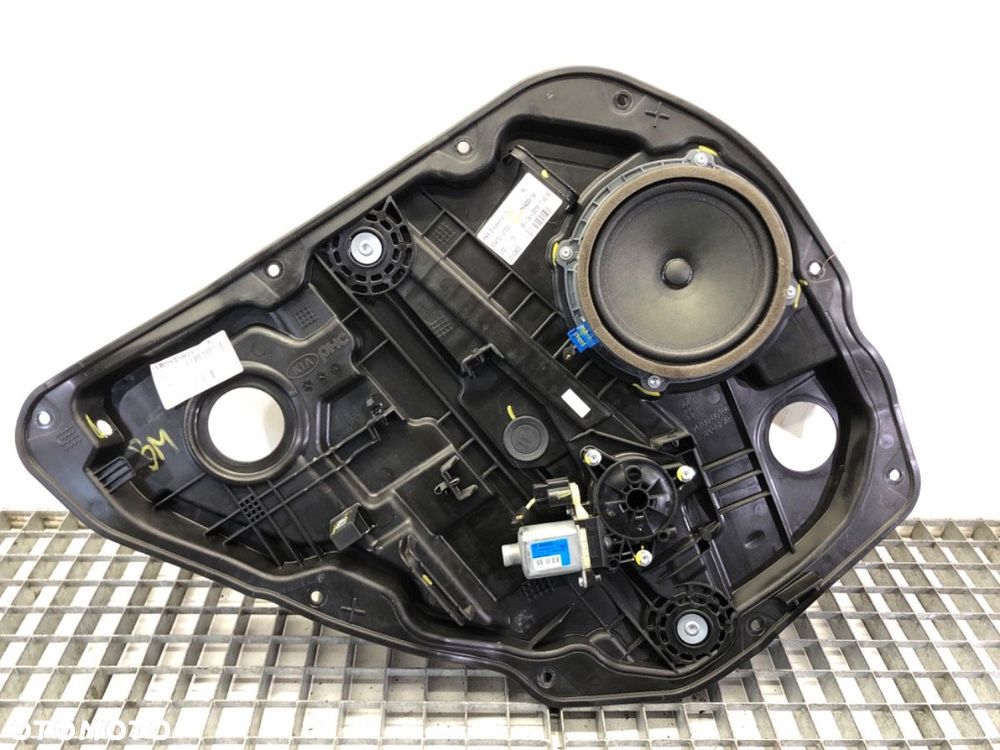 PODNOŚNIK SZYBY LEWY TYŁ  KIA CEED Sportswagon (CD) 2018 - 2022 1.4 T-GDI 103 kW [140 KM] benzyna - 1