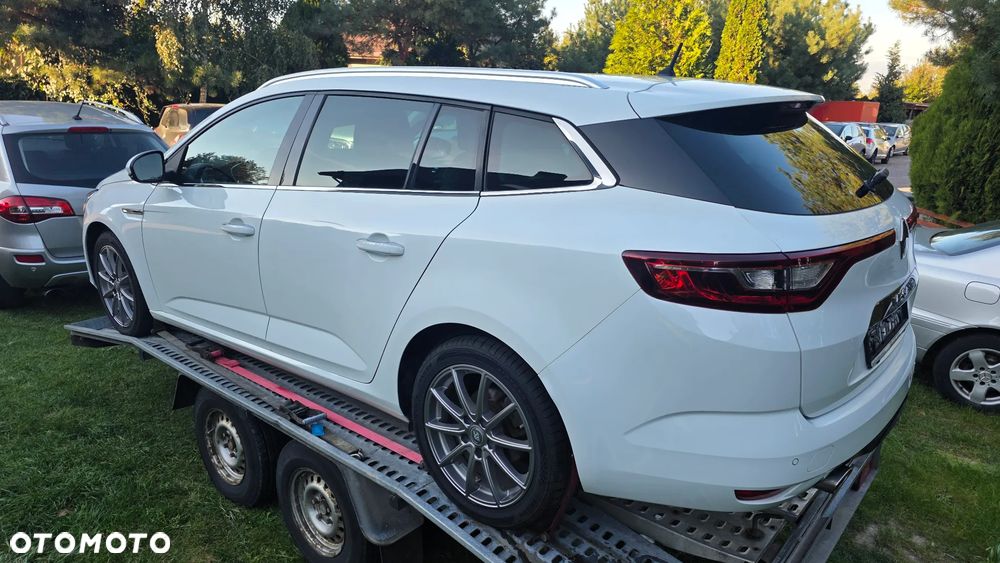 Renault Megane Grandtour ENERGY TCe 130 BOSE EDITION - 12
