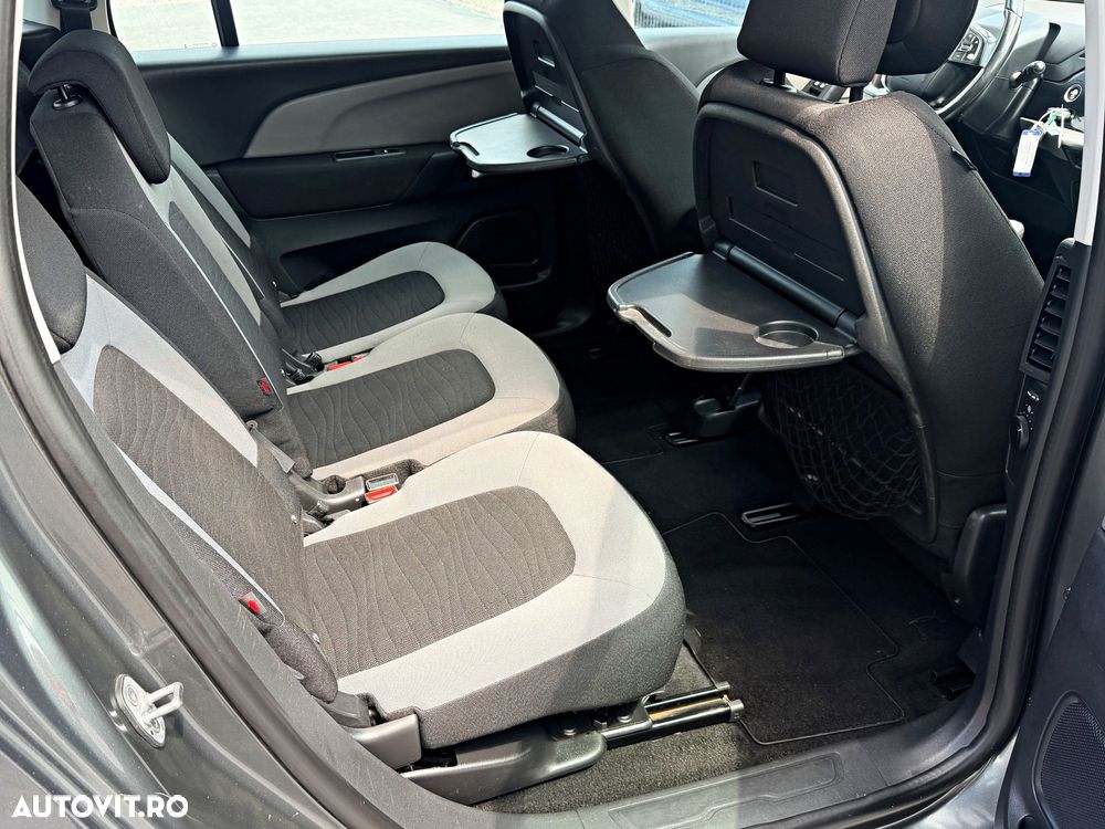 Citroën C4 Grand Picasso e-HDi 115 Exclusive - 16
