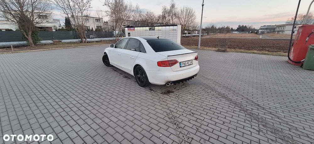 Audi A4 Limousine - 7