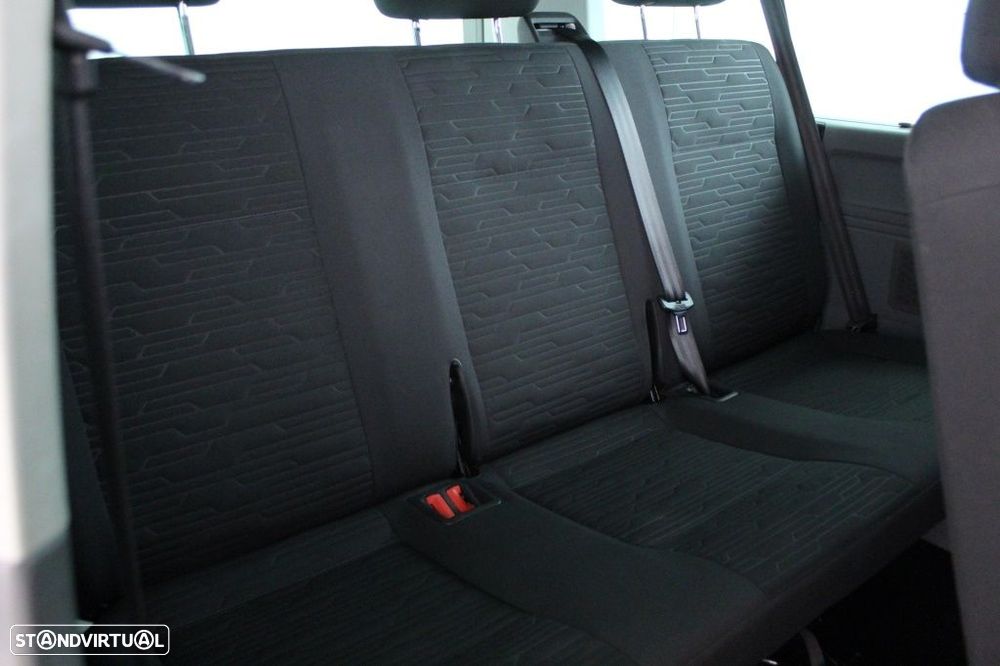 VW Caravelle 2.0 TDI L.Comfortline - 16