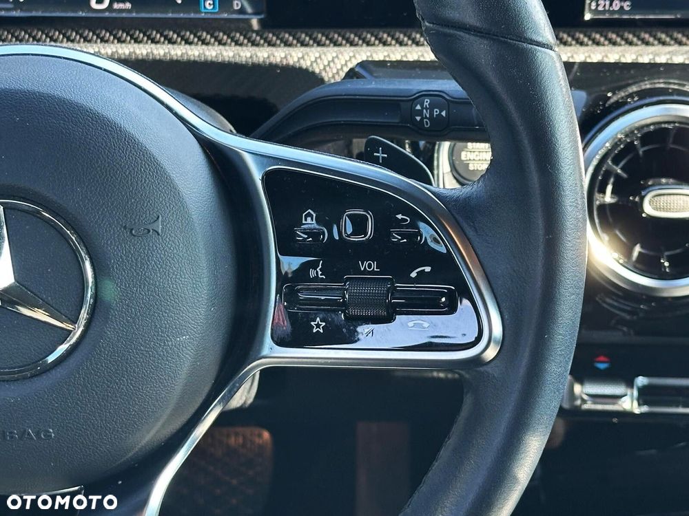 Mercedes-Benz CLA - 11